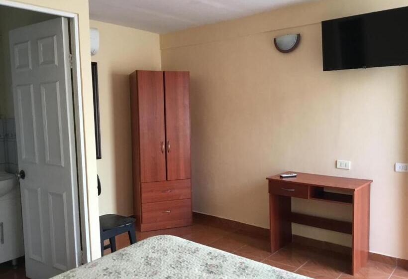 Hostal Playa Brava