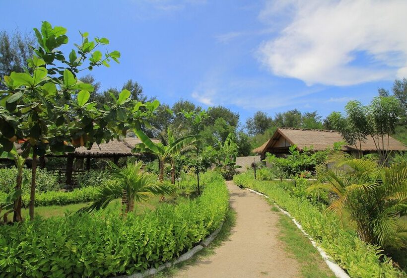 هتل Adeng Adeng Bungalows