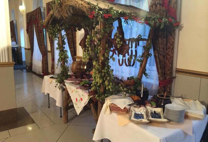 בית מלון כפרי Colosseum