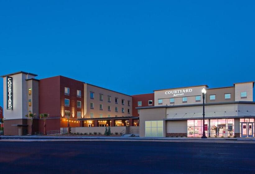 Отель Courtyard By Marriott San Diego El Cajon