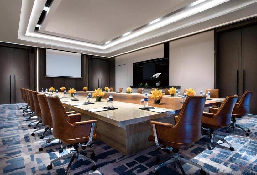 호텔 Crowne Plaza Shanghai Pujiang, An Ihg