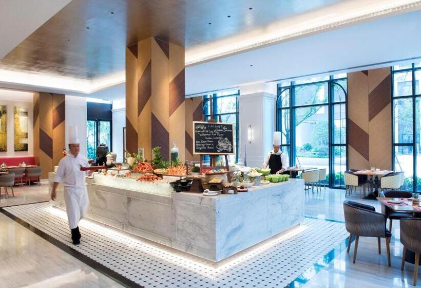 호텔 Crowne Plaza Shanghai Pujiang, An Ihg