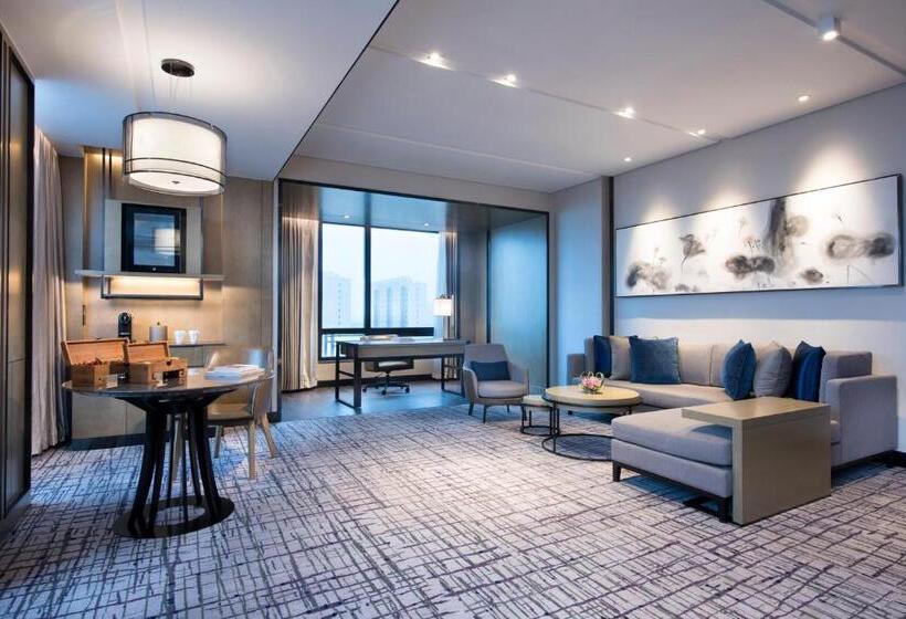 호텔 Crowne Plaza Shanghai Pujiang, An Ihg