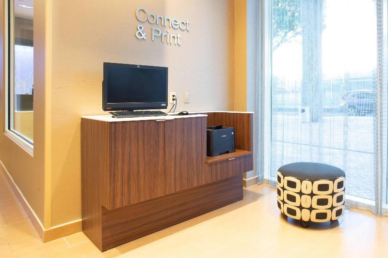فندق Fairfield Inn & Suites By Marriott New York Queens/fresh Meadows