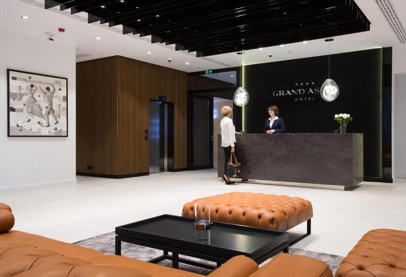 هتل Grand Ascot