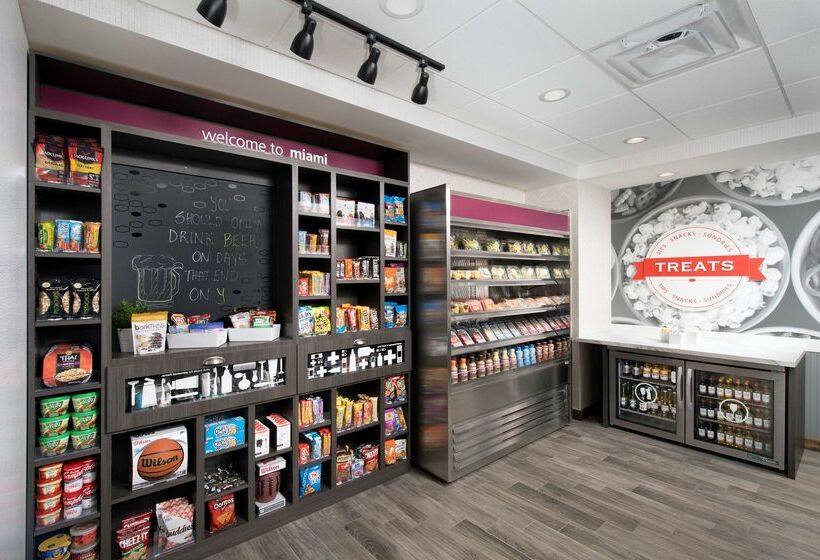 Fotos del hotel Hampton Inn Miami Airport East:  32