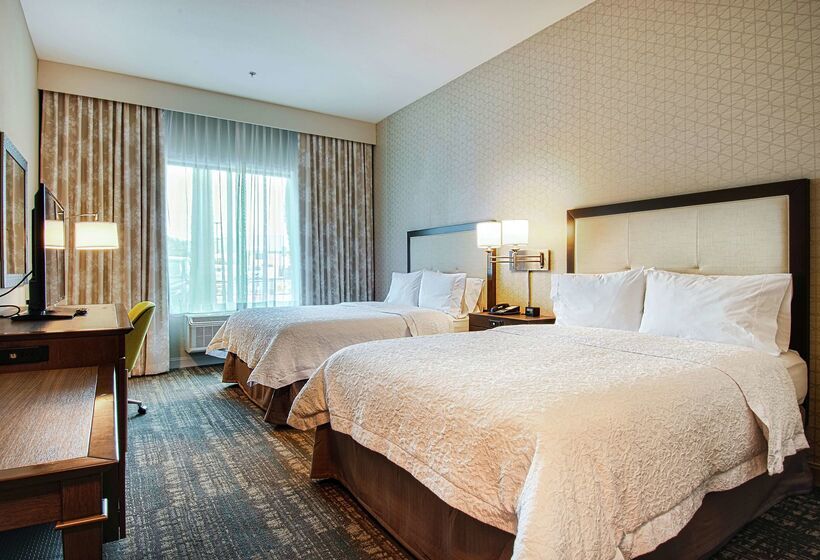 هتل Hampton Inn & Suites Mission Viejo
