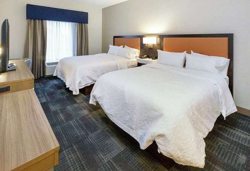 فندق Hampton Inn & Suites Morgantown / University Town Centre