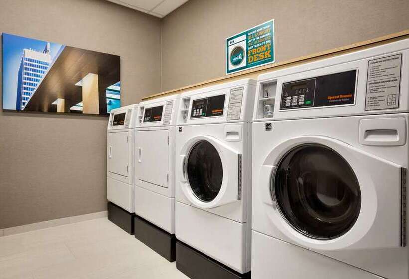 Отель Home2 Suites By Hilton Birmingham Downtown