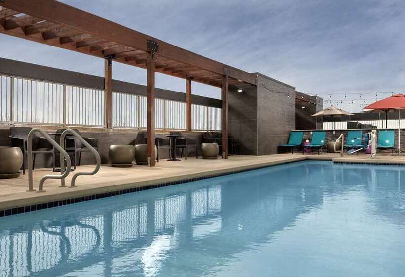هتل Home2 Suites By Hilton Las Cruces