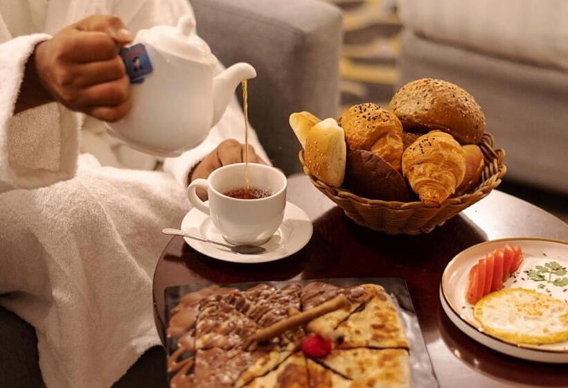 هتل Laten Suites Prince Sultan