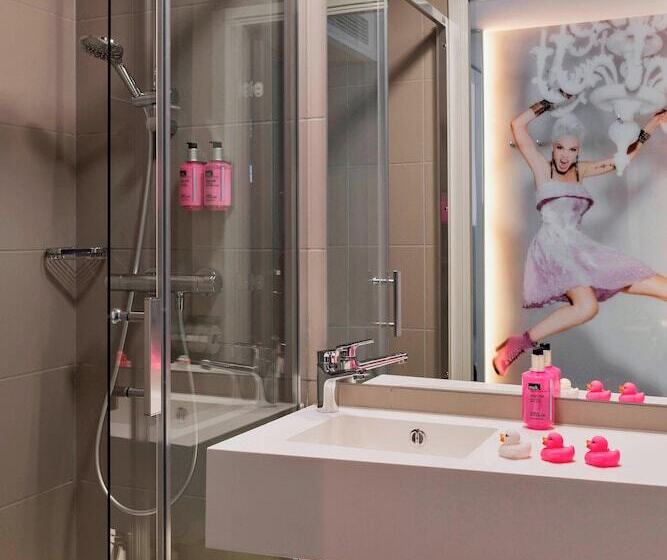 Fotos del hotel Moxy Vienna Airport:  17