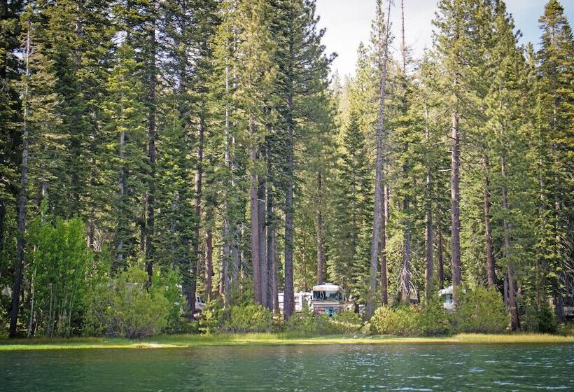 ホテル Snowflower Rv Resort