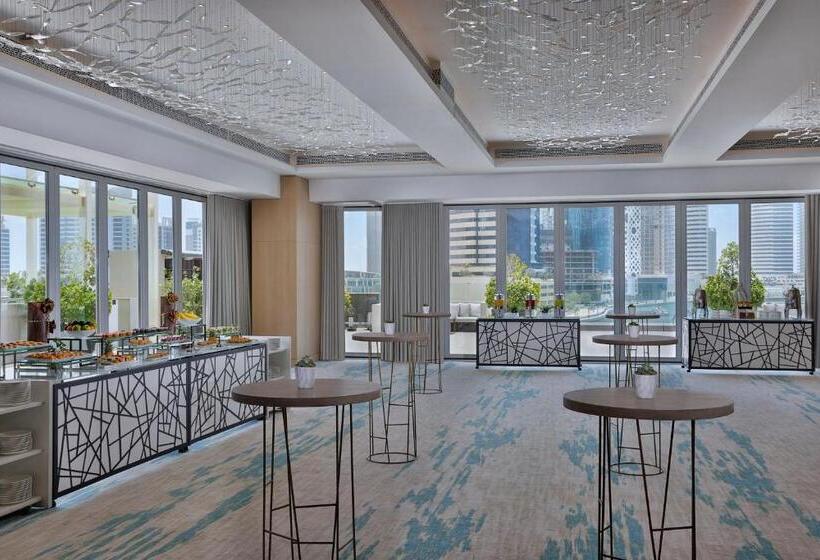 فندق The St. Regis Downtown, Dubai