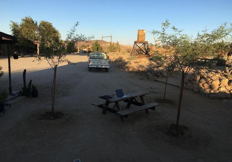 Pioneertown Motel