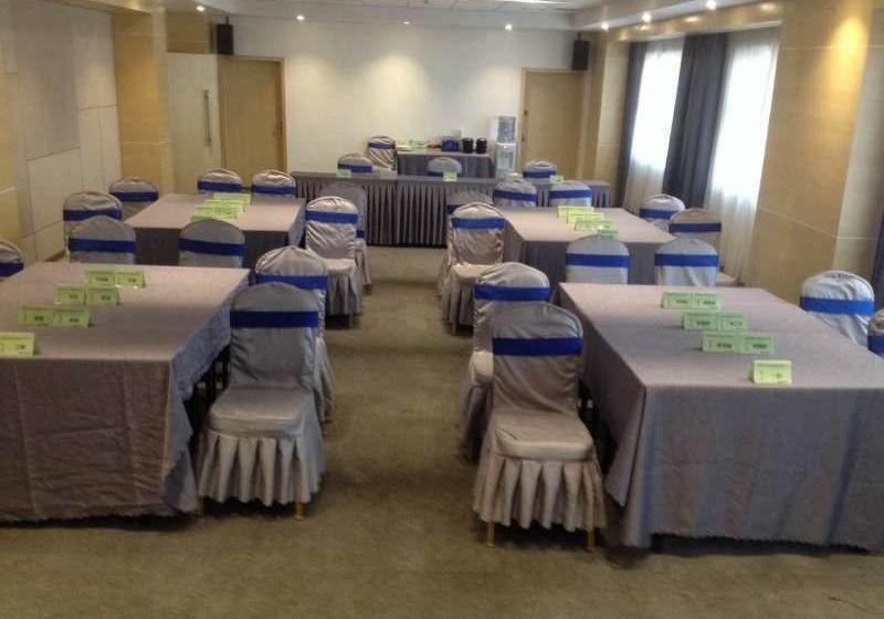 Otel Zsmart People S Square Branch