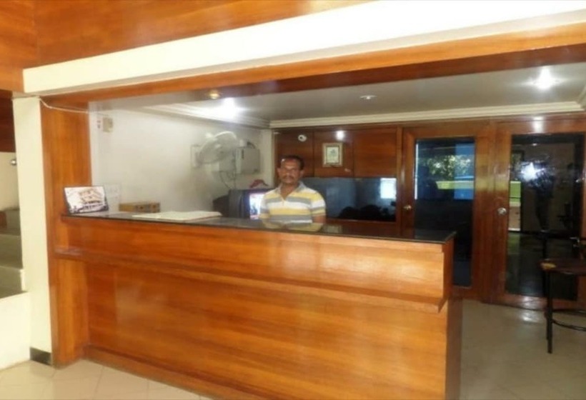 Отель Cinderalla Inn Lodging