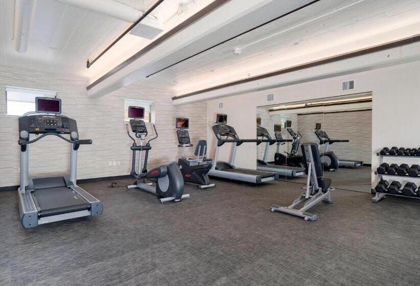 هتل Courtyard By Marriott Niagara Falls, Usa