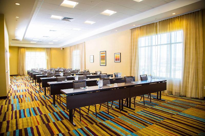 هتل Fairfield Inn & Suites By Marriott Pocatello