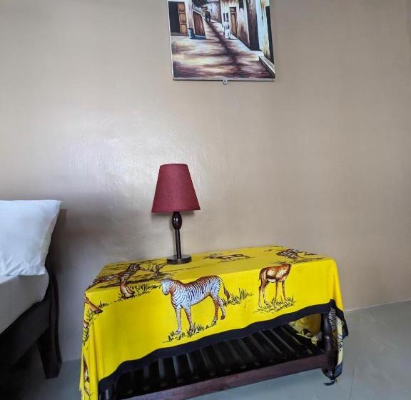 هتل Flamingo Guest House Znz