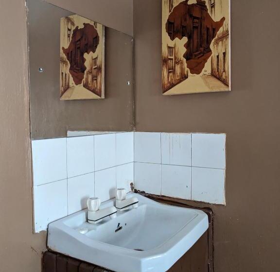 هتل Flamingo Guest House Znz