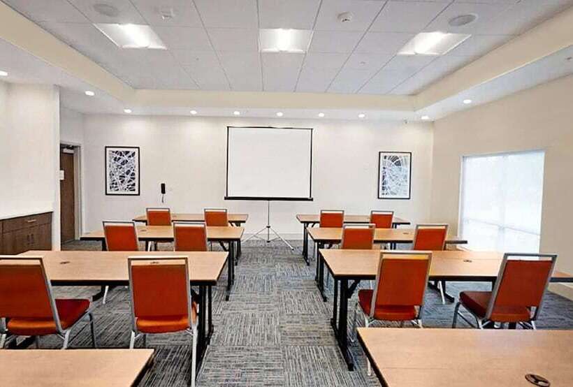 בית מלון כפרי Holiday Inn Express & Suites   Chalmette   New Orleans S, An Ihg