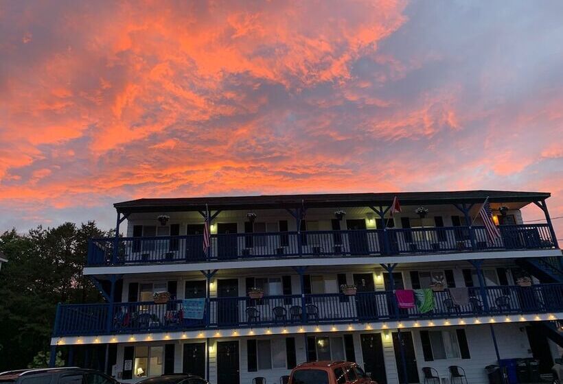 Island View Motel