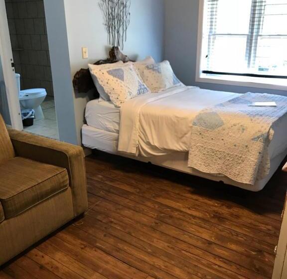 모텔 The Riverside Lodge At Chimney Rock