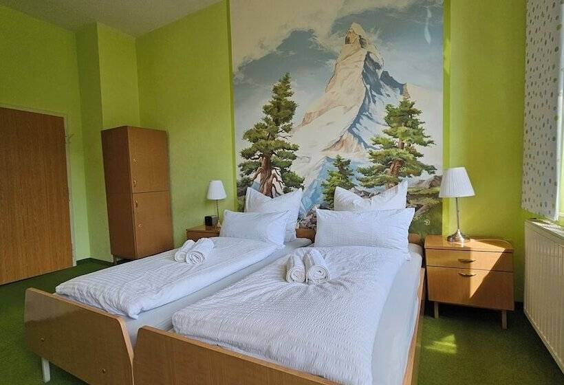 Bed and Breakfast Pension Weiße Rose, Parkplatz, Frühstück, Wlan, Zentral