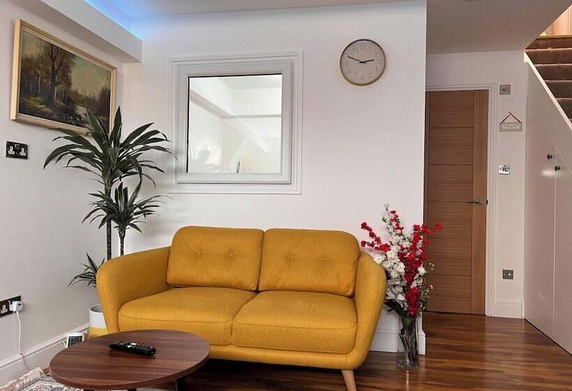 هتل Haven Homes