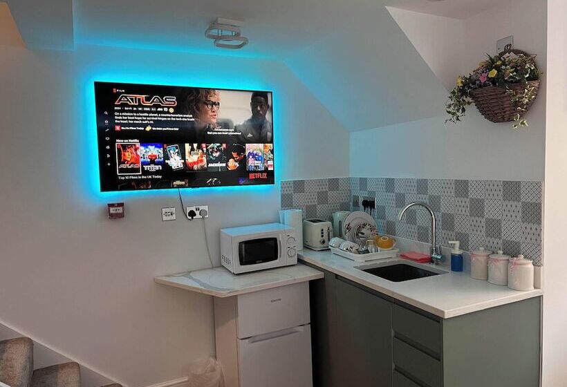 هتل Haven Homes