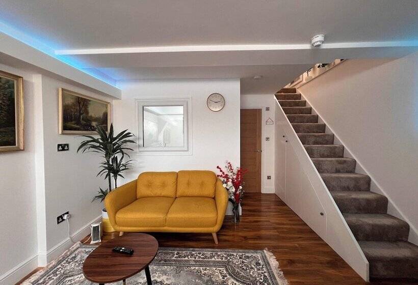 هتل Haven Homes
