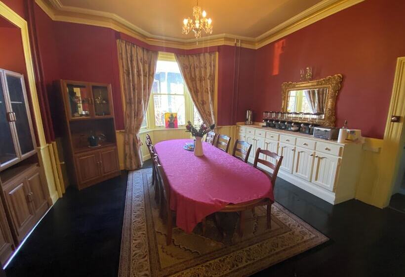 بنسيون Ellstanmor Guesthouse Cooma