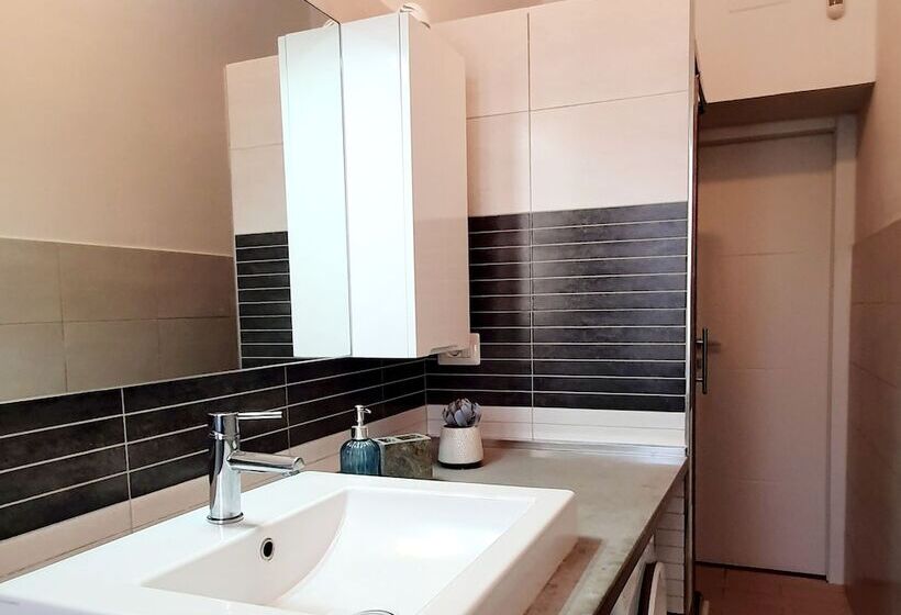 پانسیون Lemon Sunshine Apartment