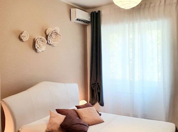 پانسیون Lemon Sunshine Apartment