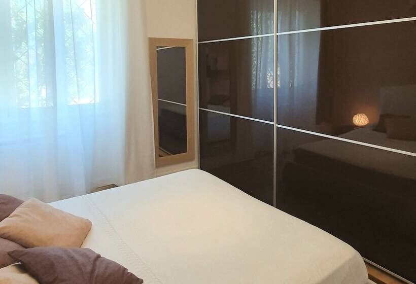 پانسیون Lemon Sunshine Apartment