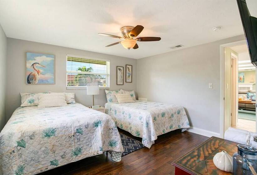 پانسیون Luxe 3br Siesta Key Home Pool