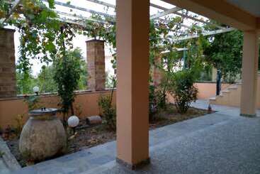 اقامتگاه Chios Green Oasis