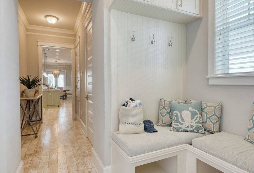 Shine On The Shore By Avantstay Pool + Golf Cart