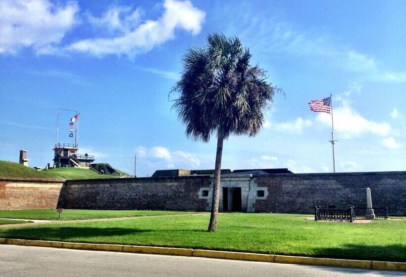 12 42nd Avenue By Avantstay 2 Mins To The Beach Screened In Porch!