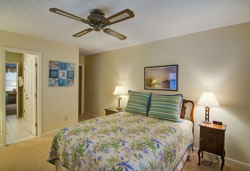 12 42nd Avenue By Avantstay 2 Mins To The Beach Screened In Porch!