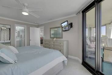 502 Summerhouse By Avantstay Ocean Front Condo W/ Community Pool Access