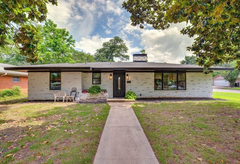 Away In Paris Retreat W/ Workspace, 2 Mi To Dtwn