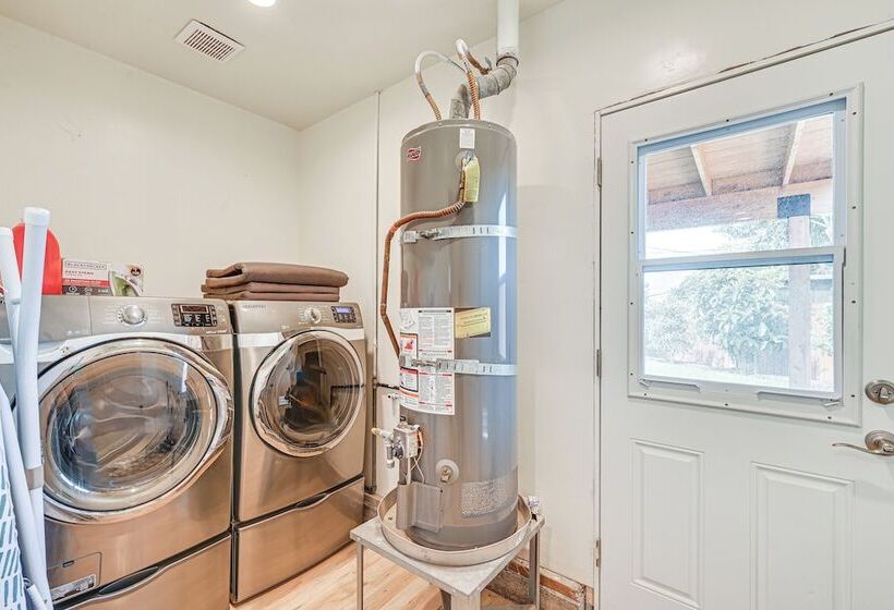 Chic Chula Vista Home: 10 Mi To Downtown San Diego