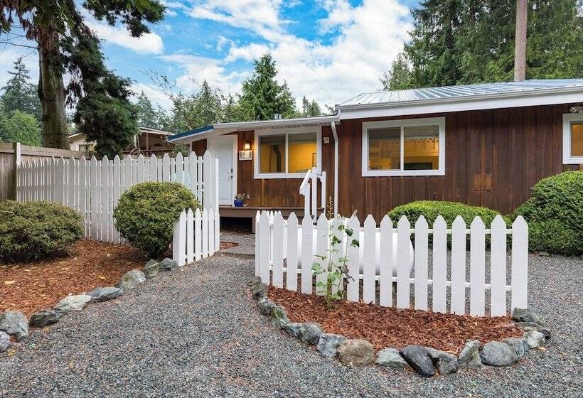 Cottage By The Bay By Avantstay 0.5mi To Beach!