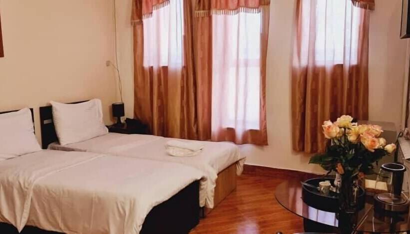 هتل Comfort Inn
