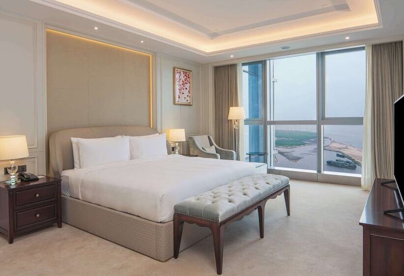 Hilton Brazzaville Les Tours Jumelles Hotel & Residences
