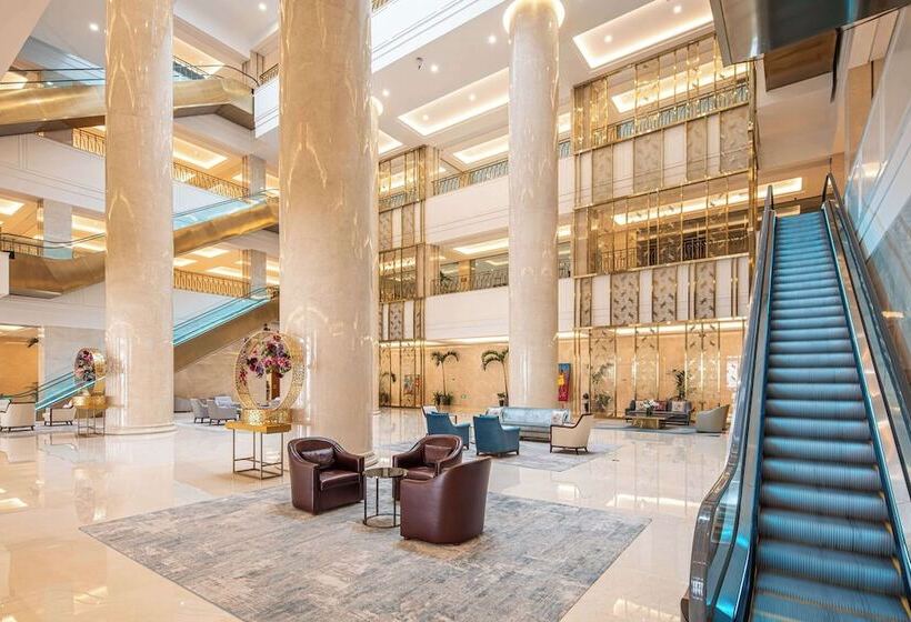 Hilton Brazzaville Les Tours Jumelles Hotel & Residences