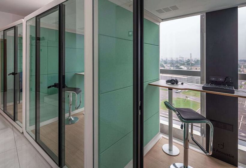 Hilton Brazzaville Les Tours Jumelles Hotel & Residences