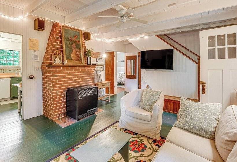 ~ 1 Mi To Dtwn Grand Haven: Lake Michigan Cabin